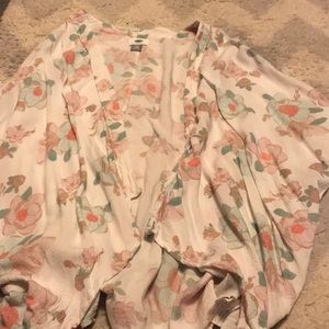 Floral OLD NAVY kimono 💜💜💜